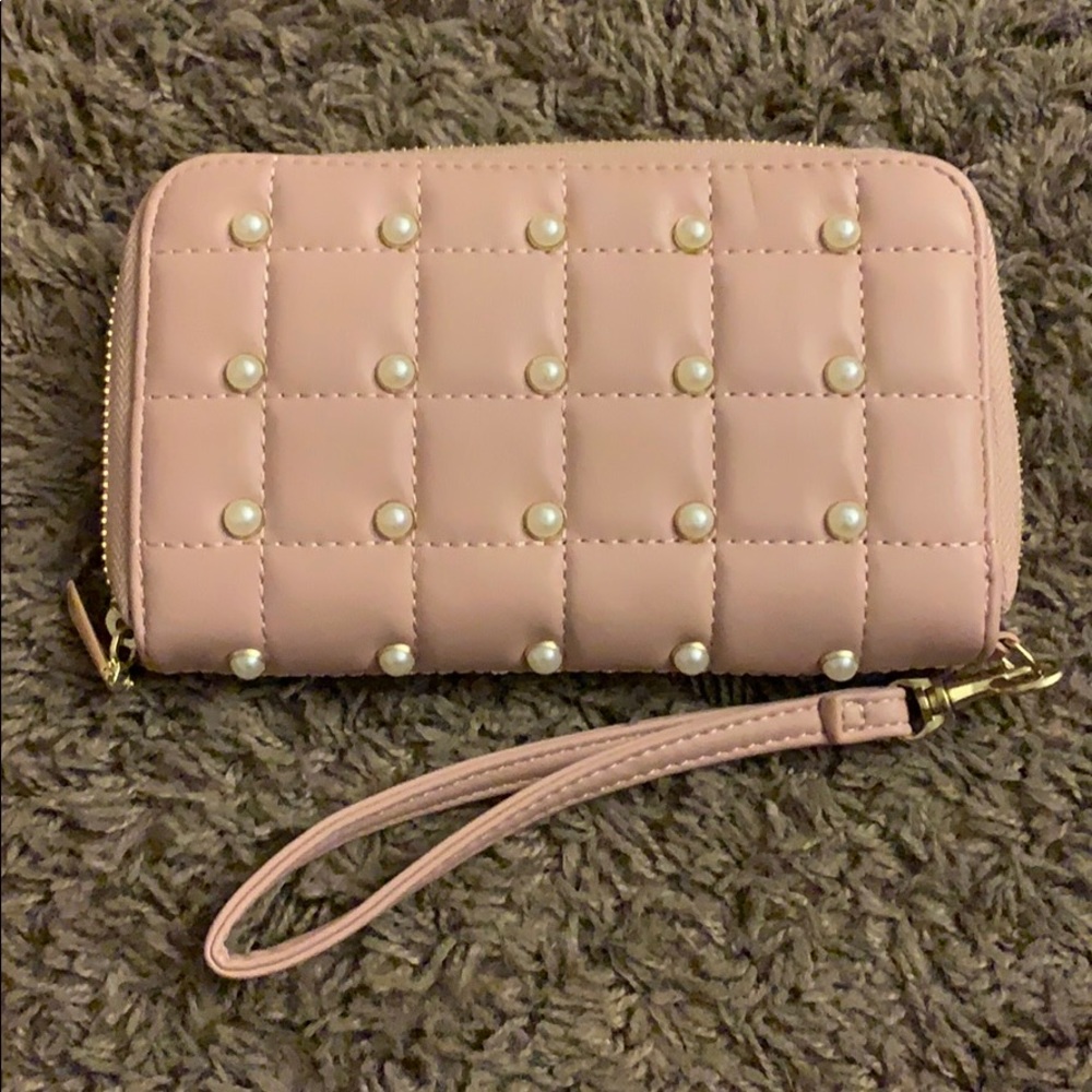 Light Pink Quilted Wallet With Pearls
